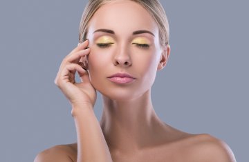 Eye Lift Collagene: новая процедура для уплотнения кожи век в TORI